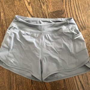Athleta Girl Record Breaker Shorts L/12